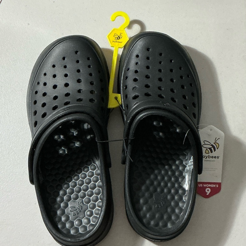 Joybees Women's Black Clogs